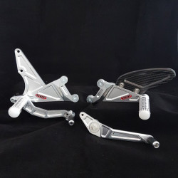 HRP Racing Fußrastenanlage...